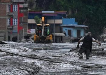 Nepal eleva a más de 1.900 los desaparecidos por la riada tras sumar 933 trabajadores