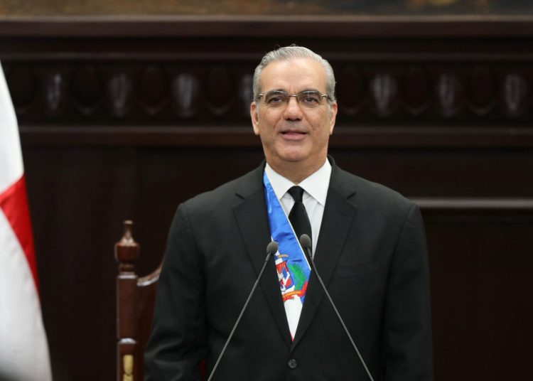 Abinader remueve piezas clave del Gobierno al cumplir dos años de su segundo mandato