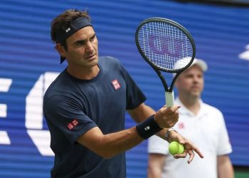 Federer dice que le habría encantado enfrentarse a Carlos Alcaraz y que Djokovic es uno de los favoritos al Abierto de EE.UU.