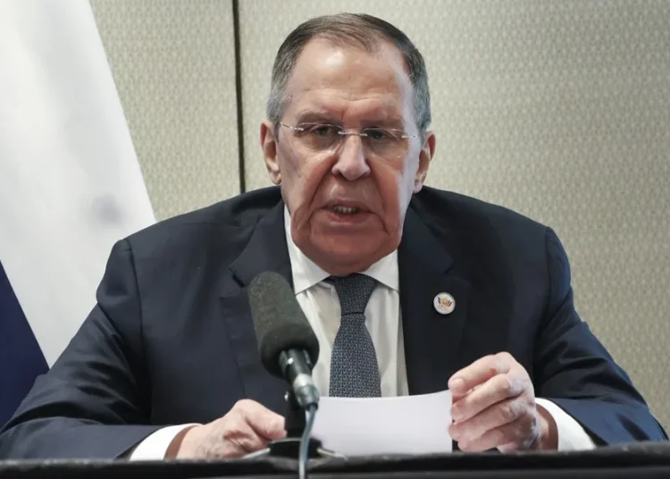 Rusia advierte que podría considerar participación británica en la guerra de Ucrania