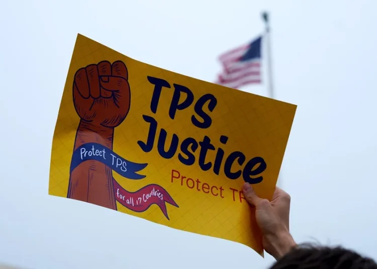 Haití recibe desde Estados Unidos el primer grupo de deportados tras el término del beneficio migratorio del TPS