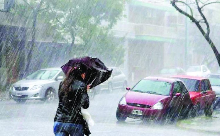 Vaguada provocará aguaceros, tormentas eléctricas y calor este miércoles