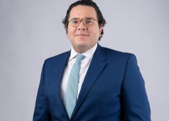 Abinader designa a Víctor Livio Cedeño Brea como nuevo superintendente de Bancos
