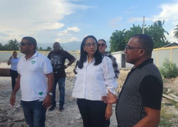 Senadora supervisa avances de obras estratégicas en Pueblo Viejo, Azua