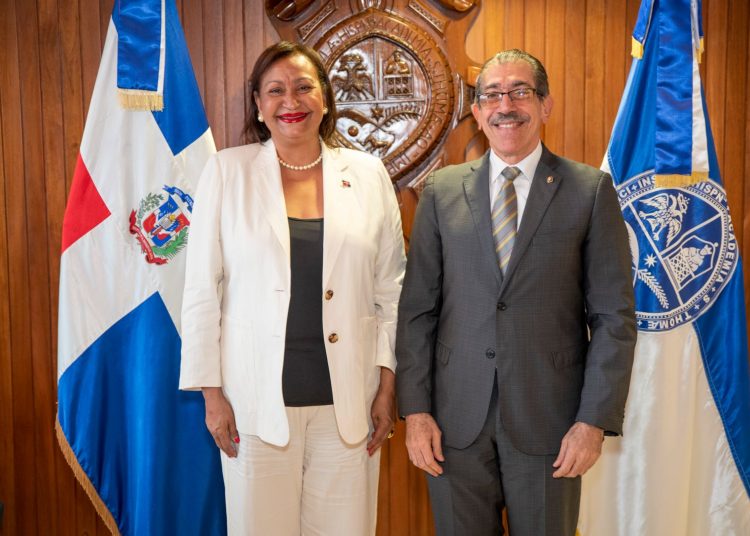 UASD y Consulado Dominicano en Marsella exploran iniciativas de formación para la diáspora
