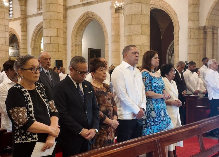 Patria Rivas conmemora 60 años de trayectoria con eucaristía en la Catedral Primada de América