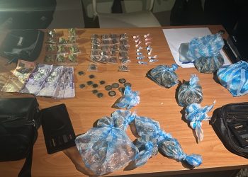 Policía ocupa sustancias narcóticas, armas de fuego y apresa varias personas en SDN