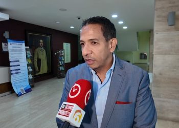 Ciudadanos respaldan suspensión de registros de senadores y cuestionan tardanza de la medida