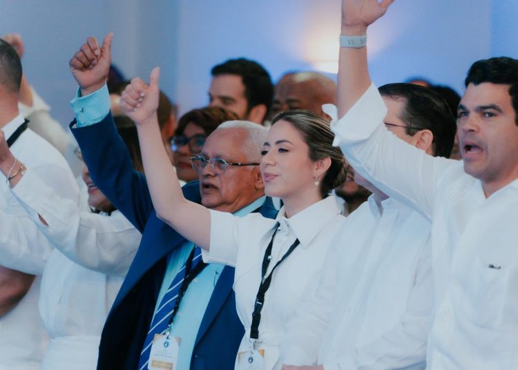 Gloria Reyes entra a la primera línea de la conducción del PRM como Secretaria Nacional de Organización
