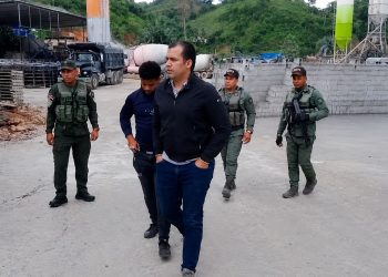 Ministerio de Medio Ambiente paraliza por segunda vez planta de hormigón en Las Terrenas por operar sin permisos