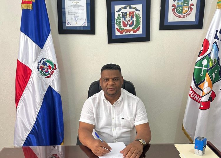 Alcalde de La Cuaba solicita al Gobierno evaluar otra zona para instalar planta recicladora