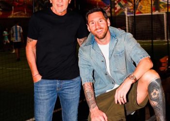 “No sé cómo seguir”: Messi publica fotos tras el fallecimiento de su padre
