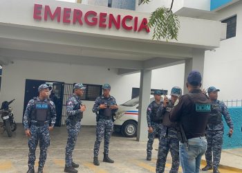 Tiroteo entre vecinos deja cuatro heridos de balas en Santiago Oeste