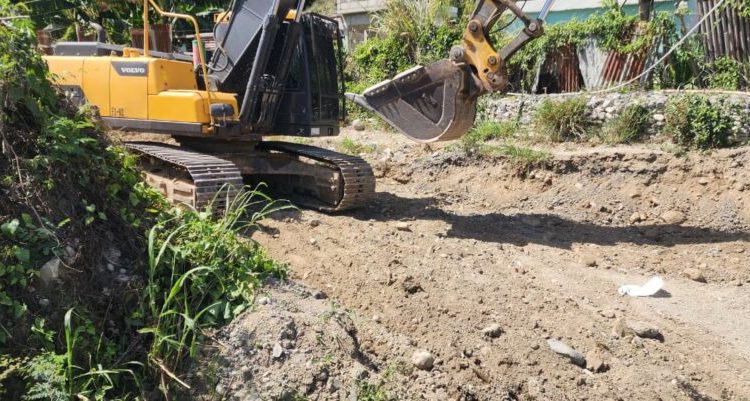 Comunitarios de Pedro Brand piden intervención del Gobierno ante conflicto por planta recicladora en La Cuaba