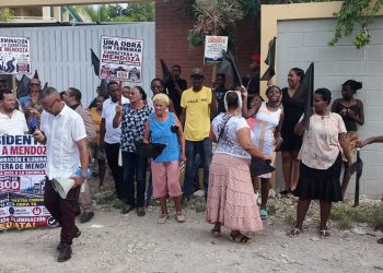 Comunitarios de Mendoza reclaman arreglo de calles e iluminación antes del inicio de clases