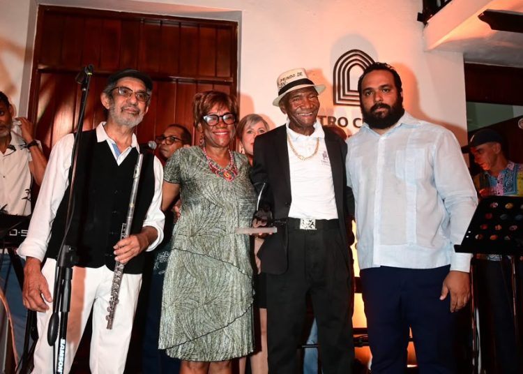 Centro Cultural Banreservas celebra el legado de Kundengo Minier y César Namnúm en el son dominicano