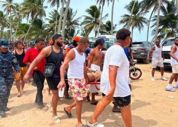 Recuperan cuerpo de joven de 19 años en playa Arroyo Salado, Cabrera