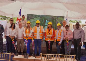 Gobierno Central y COAAROM inician construcción de redes de agua potable en Villa Real y Doña Olga 2