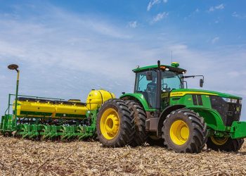 CONFENAGRO respalda plan de mecanización del Gobierno y pide garantizar acceso a pequeños productores