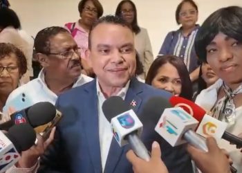 SNS afirma que se ha nombrado más de 7,000 médicos y 6,000 enfermeras