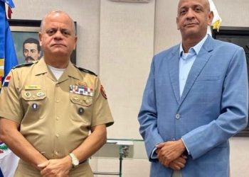 Director del COE visita el Ministerio de Defensa para fortalecer coordinación ante emergencias
