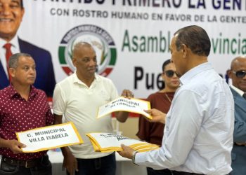 Antonio Marte propone usar fondos de pensiones para crear empresas y generar empleos