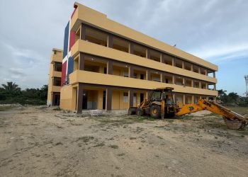 Padres denuncian paralización de trabajos en el liceo Ana Hilda Pérez y temen nuevo inicio virtual
