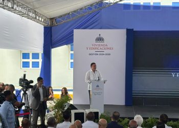 Ministro de Vivienda destaca inversión de RD$358 millones para fortalecer formación de la PN