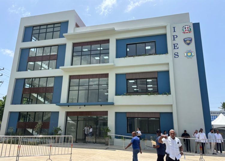 Abinader inaugura nuevas instalaciones del IPES con inversión superior a RD$358 millones