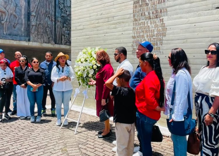 Alcaldía de Santiago realiza amplio recorrido patrimonial por los escenarios de la Restauración