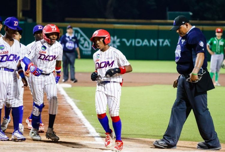 República Dominicana establece récord de poder con 19 jonrones en la Serie del Caribe Kids Nayarit 2026