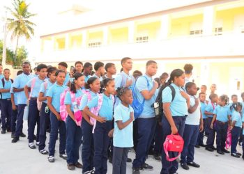 Regional 03 de Azua inicia el año escolar 2026-2027 con llamado a fortalecer la educación pública