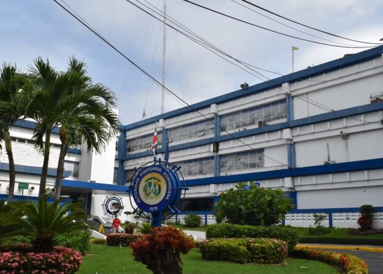 Piden impedir salida de embarcación Suzie Q de puertos dominicanos por supuestas irregularidades