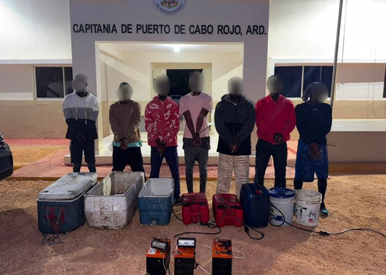 Armada frustra cinco operaciones de tráfico ilícito de migrantes en las últimas 72 horas