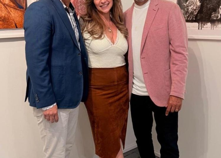 Amicus Art Gallery celebra la amistad y el diálogo artístico con “Together: Affinity Plus Art”