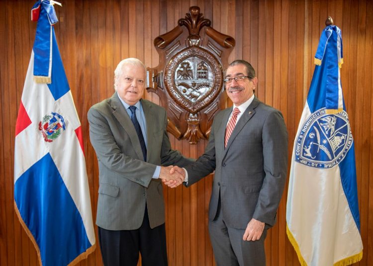 UASD y Embajada de Perú celebrarán conferencia-debate «Mario Vargas Llosa: a 90 años de su nacimiento»