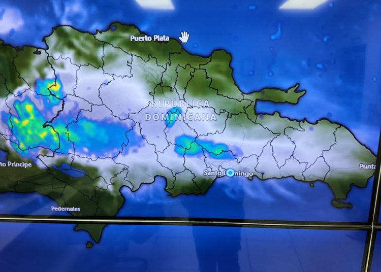 ¡Saquen sus paraguas! Onda tropical provocará aguaceros y tormentas eléctricas este jueves