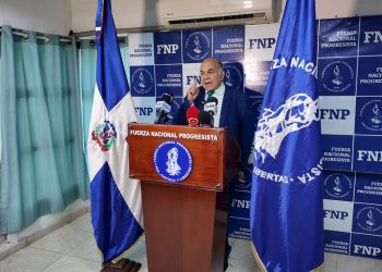 Pelegrín Castillo pide revisar licitación de Viettel por razones de seguridad nacional