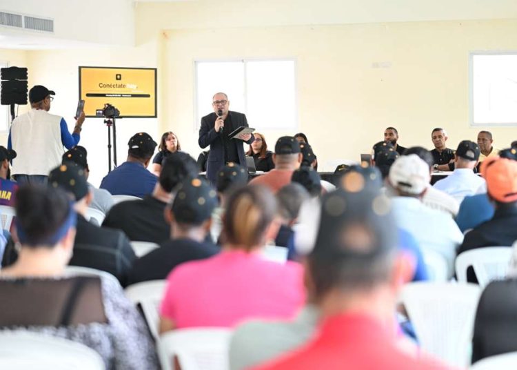 MotoCom realiza su primer encuentro con conductores para fortalecer la seguridad