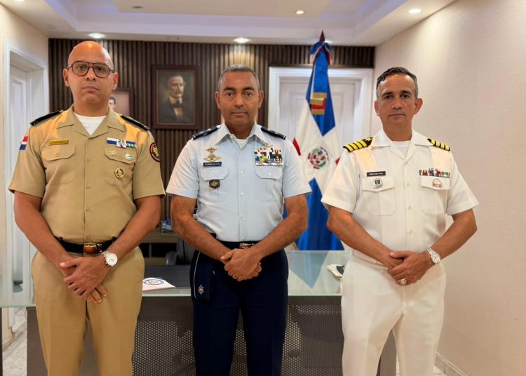 Coronel Guillermo Jorge Carvajal asume dirección de “La Voz de las Fuerzas Armadas”