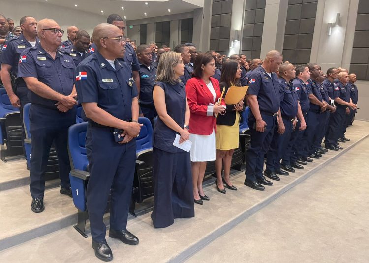 Autoridad con Integridad: Policía Nacional capacita a más de 700 agentes del Distrito Nacional