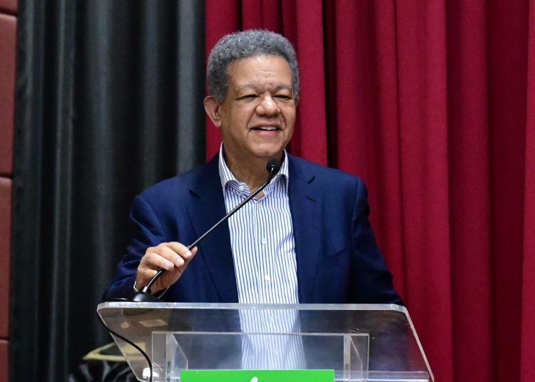 Leonel encabeza asambleas en La Vega y Bonao