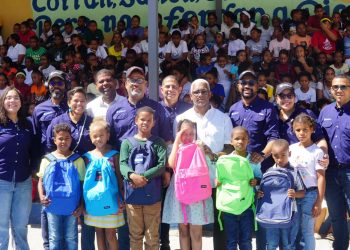 Fundación Egedonbosco entrega útiles escolares a más de 500 niños