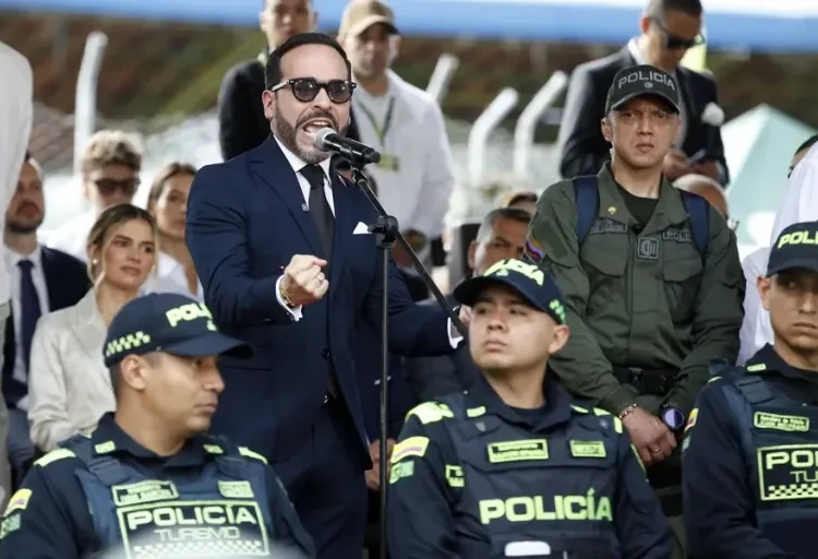 Abelardo de la Espriella presenta su primer parte de resultados contra los grupos armados ilegales en Colombia