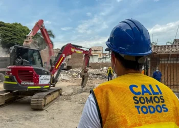Cali inicia la reconstrucción tras terremoto de 7,4 que dejó 150 muertos
