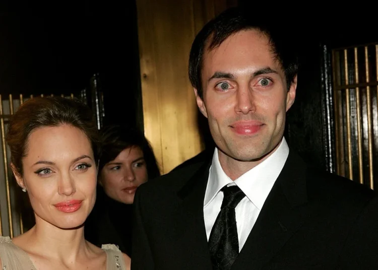 James Haven, hermano de Angelina Jolie, revela a los 53 años que es gay