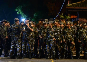 El gobierno de Sri Lanka afirma que tres reclusos murieron en enfrentamientos separados en prisiones