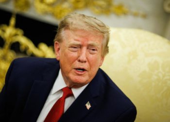 Trump insiste en que el estrecho de Ormuz es un «nuevo territorio estadounidense»