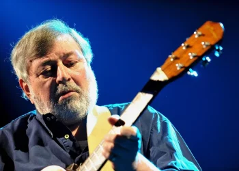 Muere Francesco Guccini, uno de los cantautores e intelectuales italianos más importantes