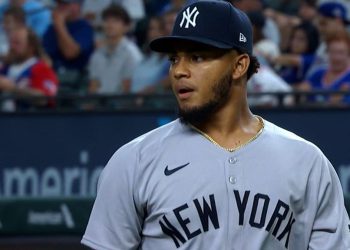 Piratas adquieren al dominicano Camilo Doval en un cambio con los Yankees